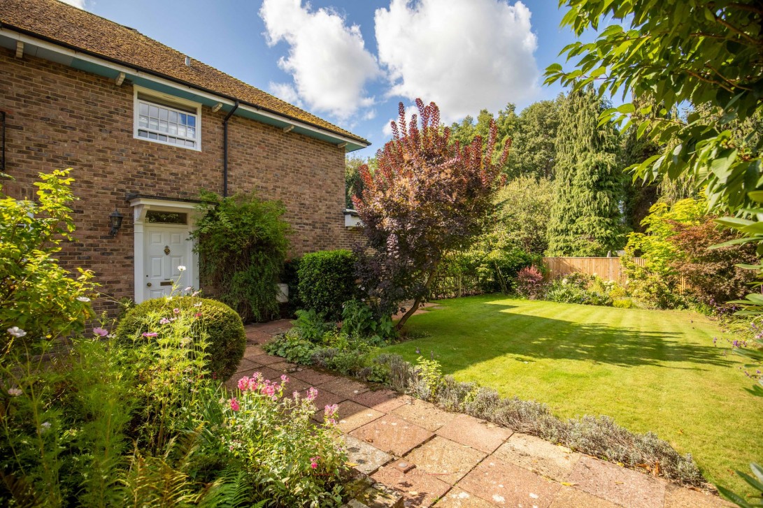 Photo of 12 Felbridge Court Copthorne Road, East Grinstead