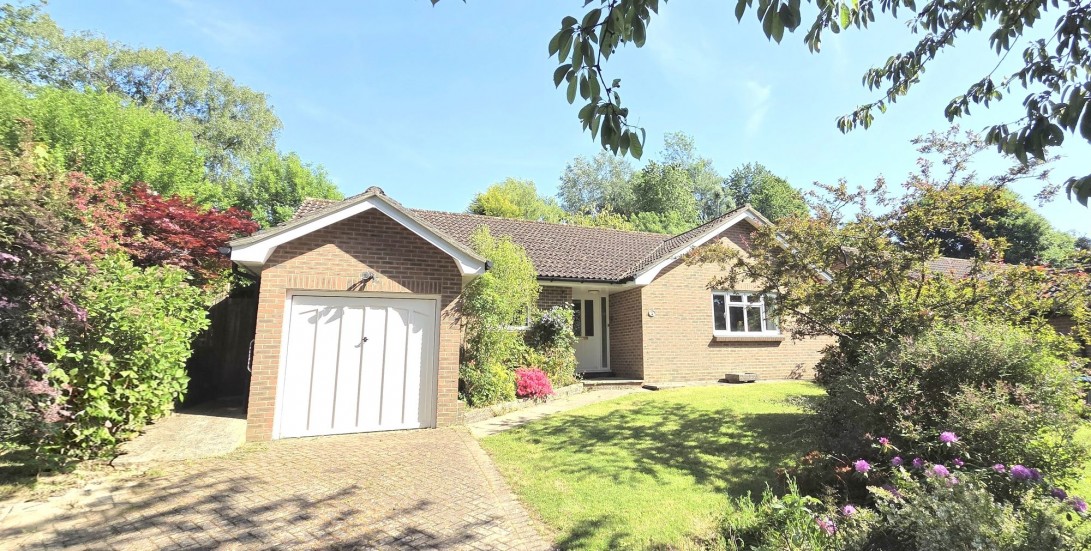 Photo of 4 Blackthorns Close, Haywards Heath