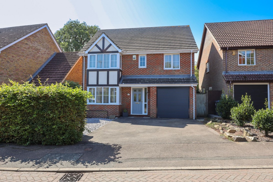 Photo of 15 Henry Burt Way, Burgess Hill