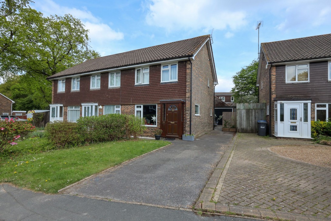 Photo of 29 Valebridge Drive, Burgess Hill
