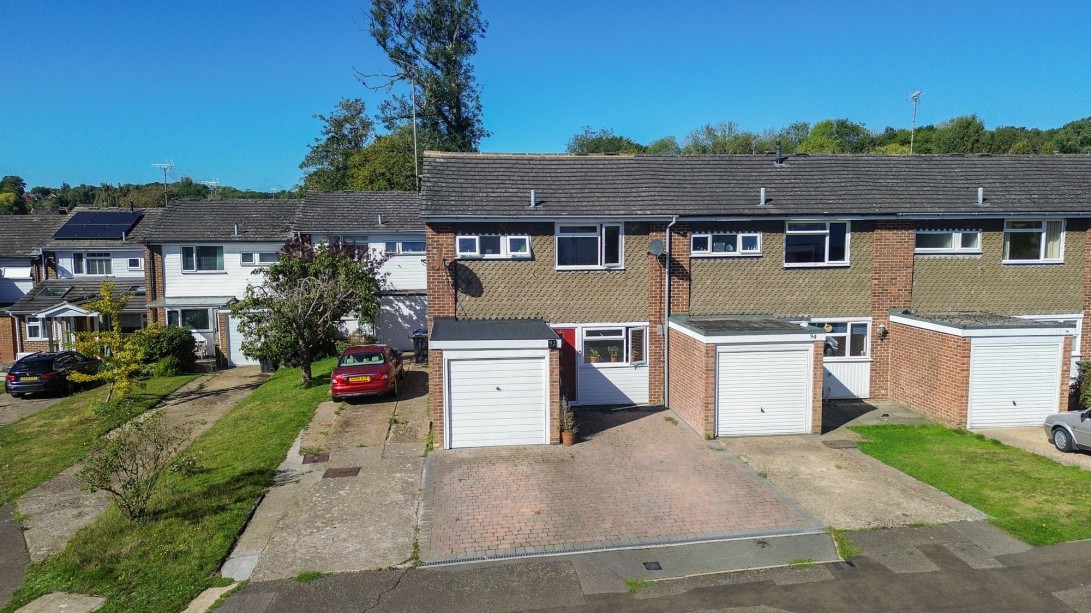 Photo of 92 Barnmead, Haywards Heath