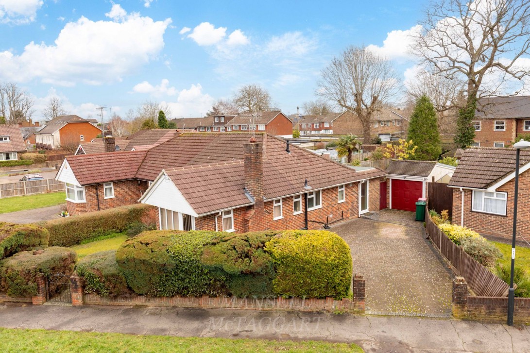 Photo of 29 Perryfield Road, Crawley