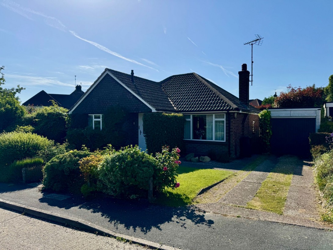 Photo of 1 Whitemans Close, Haywards Heath
