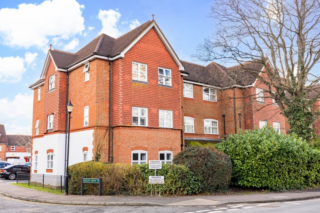 Photo of 36 Regents Mews, Horley