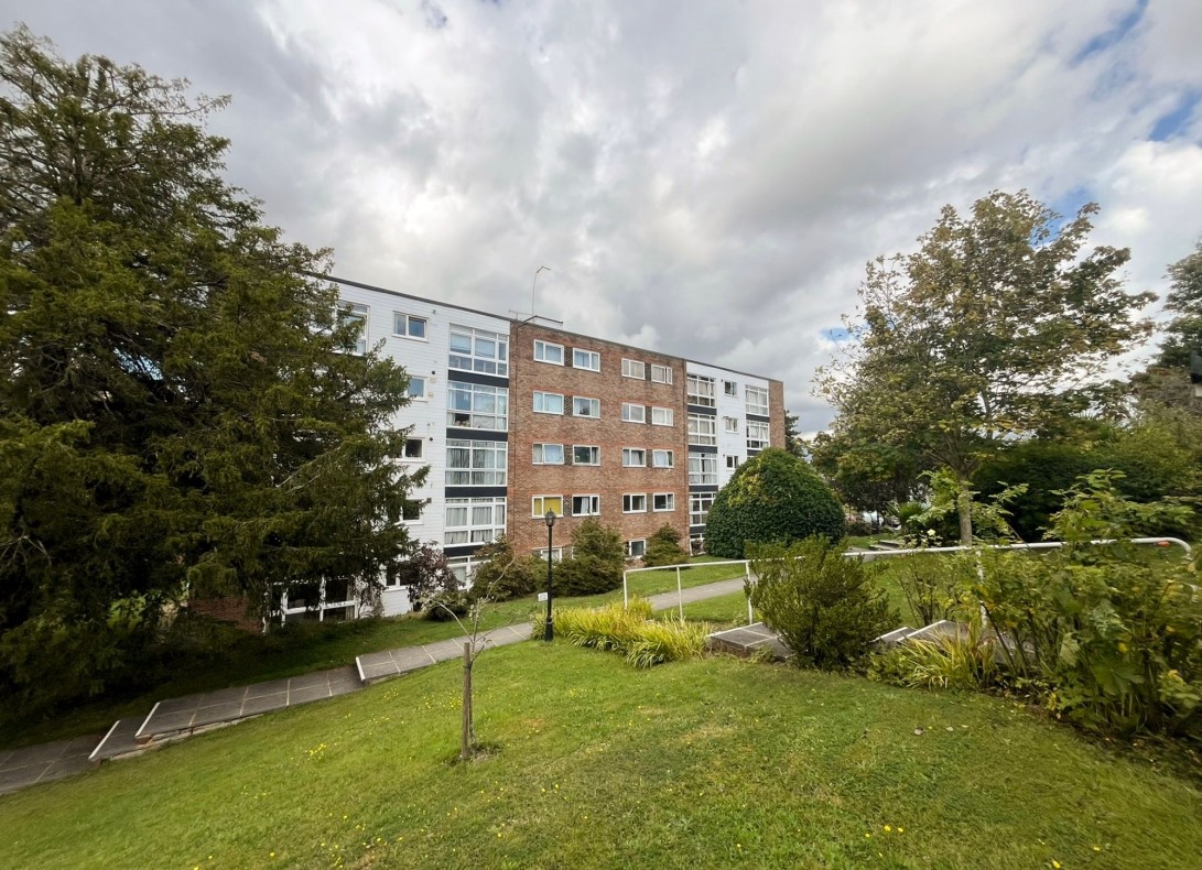 Photo of 10 Kipling Court Paddockhall Road, Haywards Heath