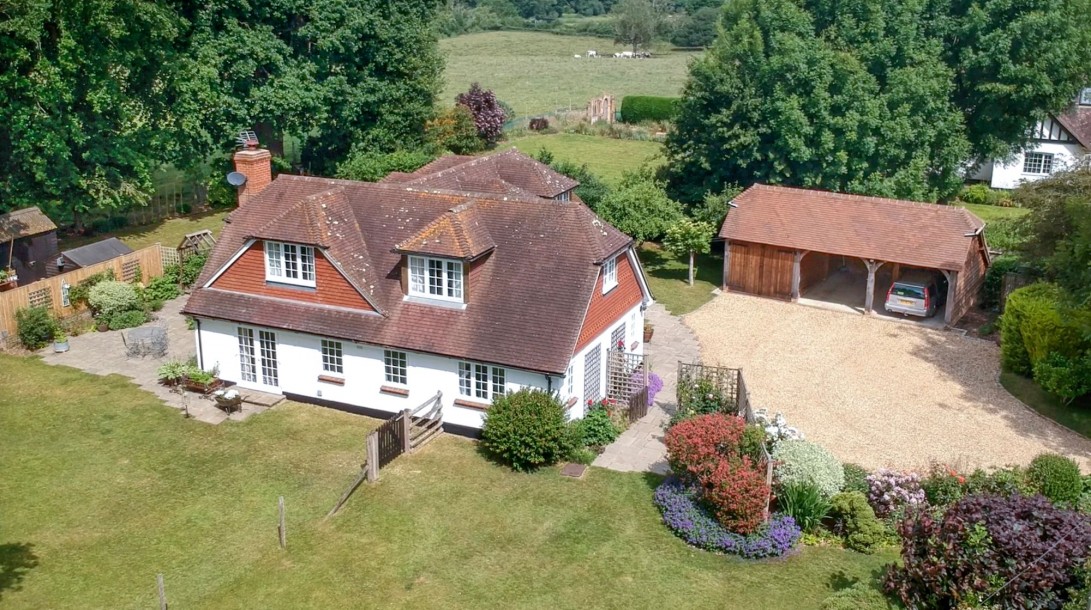 Photo of Guildenhurst Bungalow Lordings Road, Billingshurst