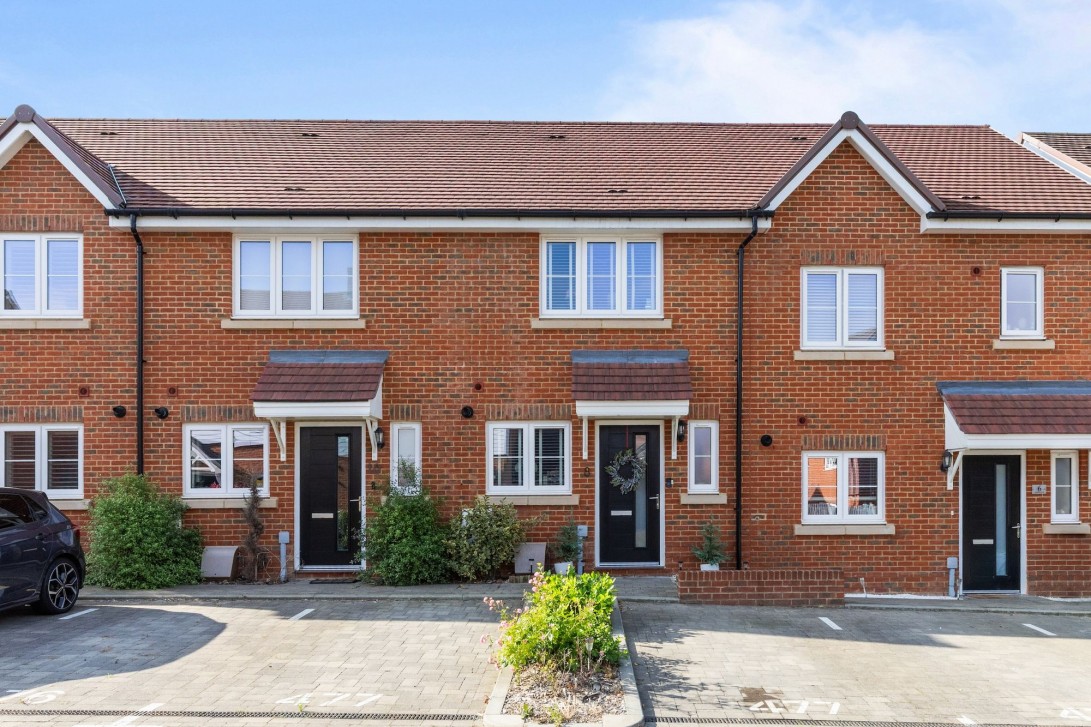 Photo of 8 Brighton Link, Horsham