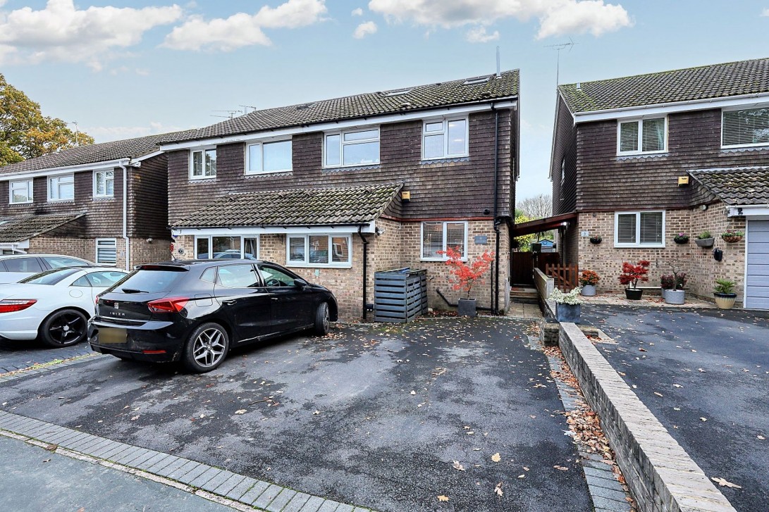 Photo of 4 Longhurst, Burgess Hill
