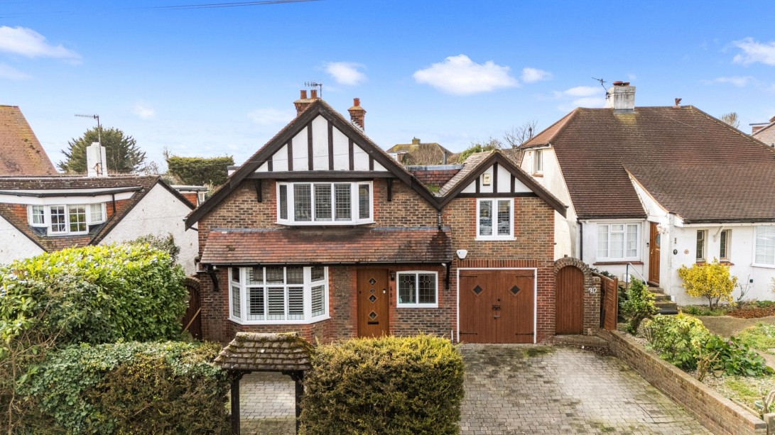 Photo of 30 Benfield Way, Brighton