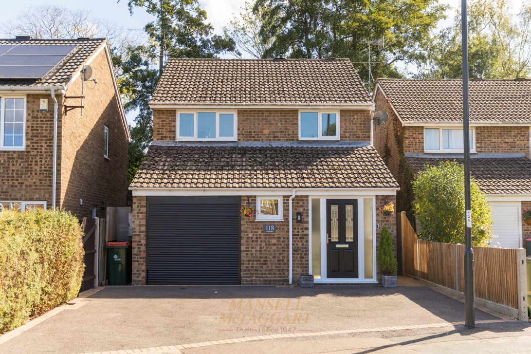 Photo of 118 Grattons Drive, Crawley