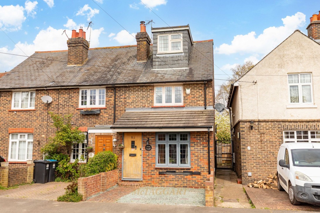 Photo of 31 New Road, Horley