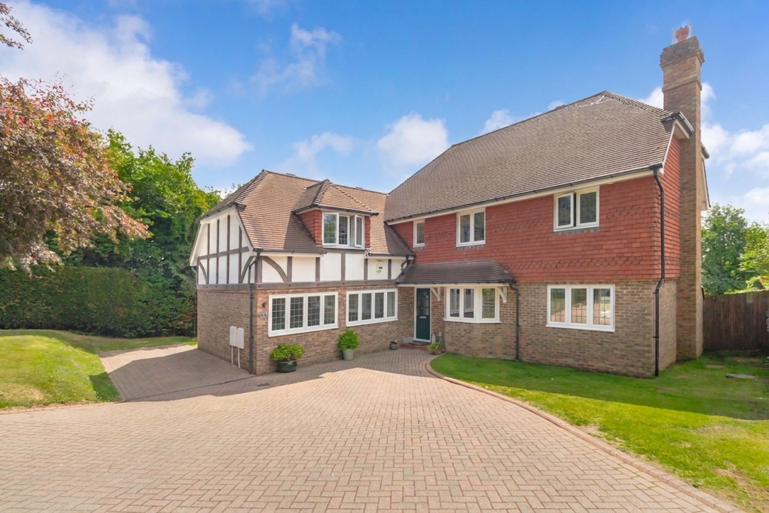 Photo of 1 Sunnybrooke Close, Uckfield