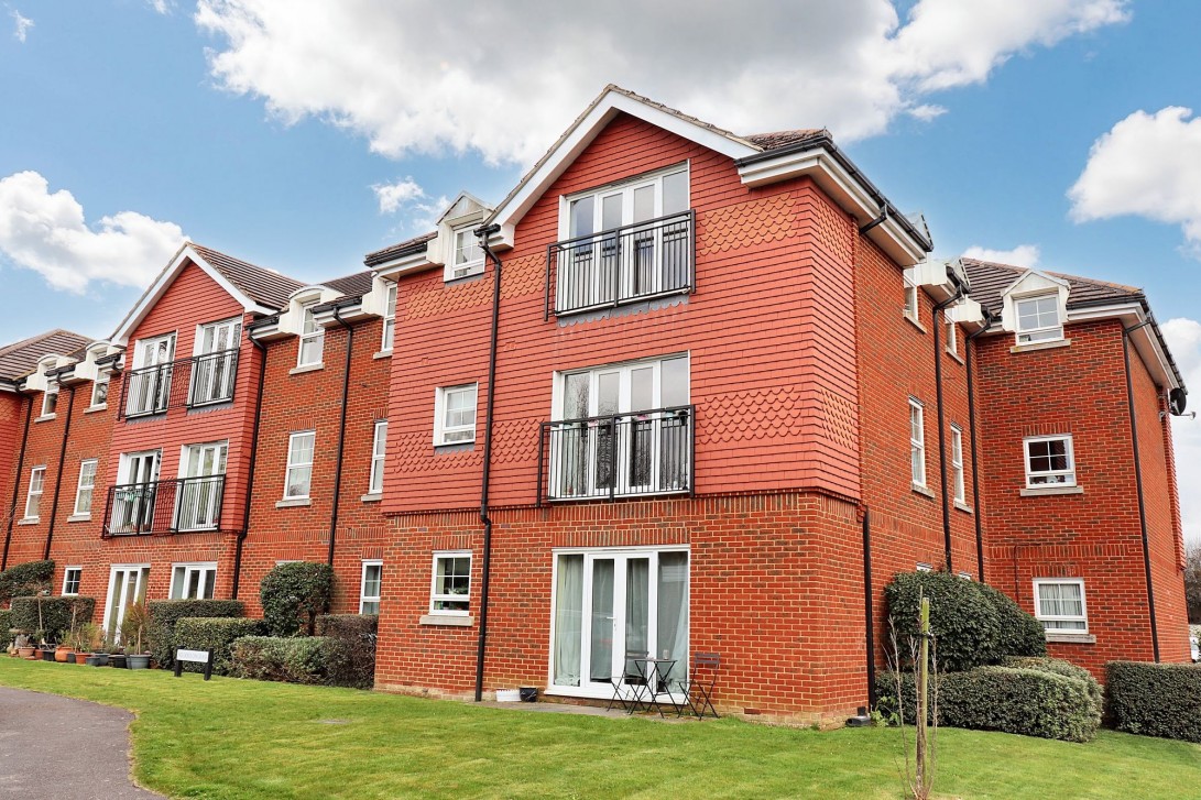 Photo of Flat 10, Amberley Court, Brookers Road, Billingshurst