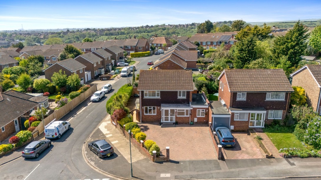 Photo of 96 Woodland Avenue, Hove