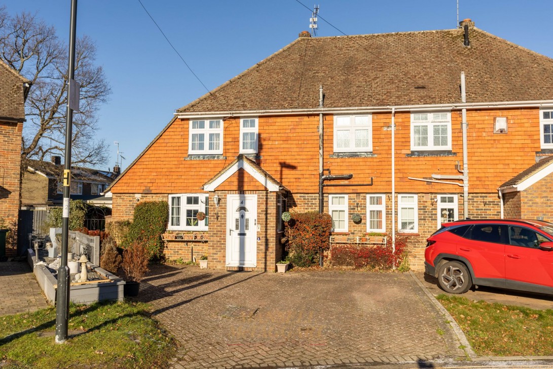 Photo of 4 Alicia Avenue, Crawley