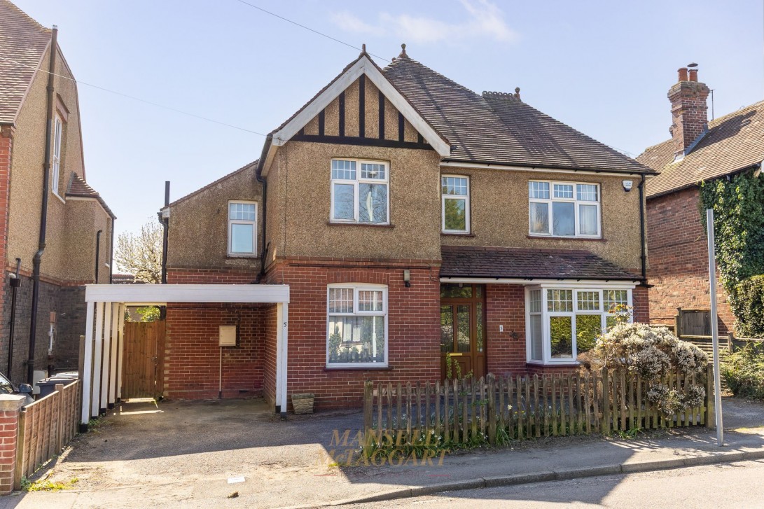 Photo of 5 Park Road, East Grinstead