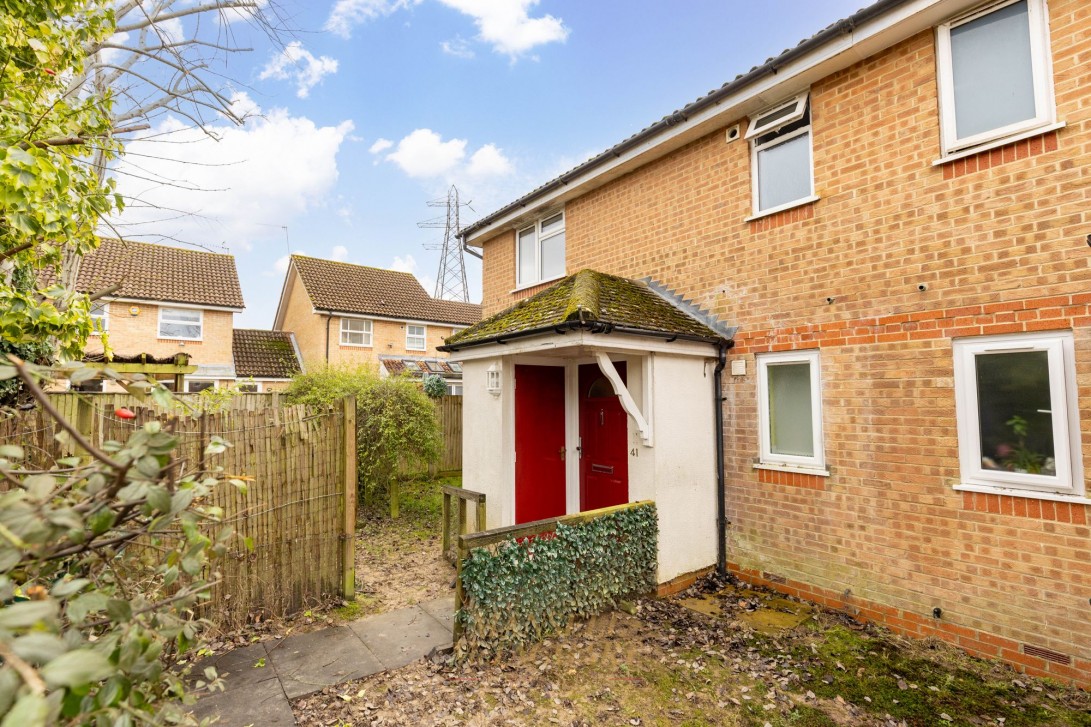 Photo of 41 Wheeler Road, Crawley