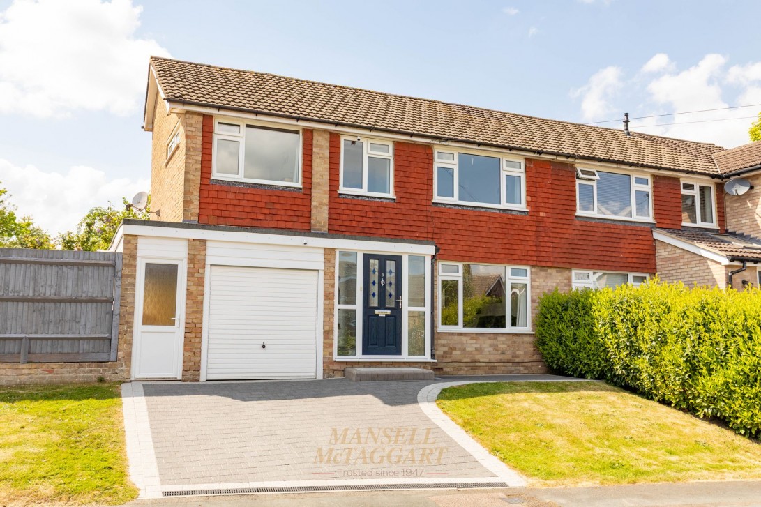 Photo of 8 Chaucer Avenue, East Grinstead