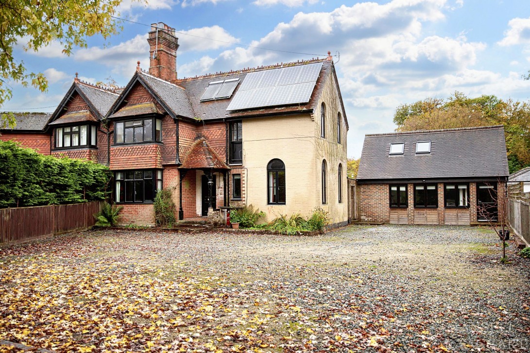 Photo of Bellgate North Cansiron Lane, Edenbridge