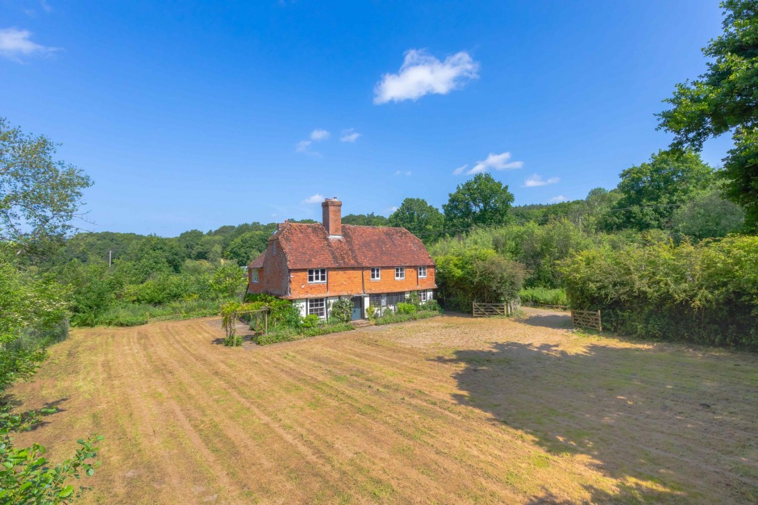 Photo of Furnace Farm House Bedgebury Road, Cranbrook