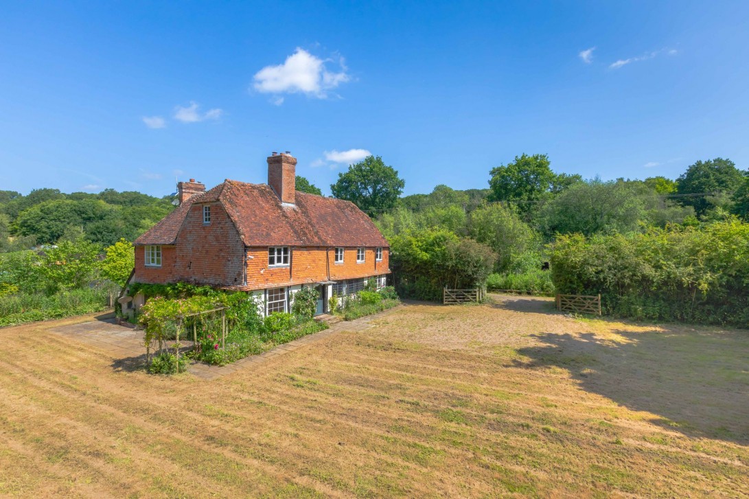 Photo of Furnace Farm House Bedgebury Road, Cranbrook