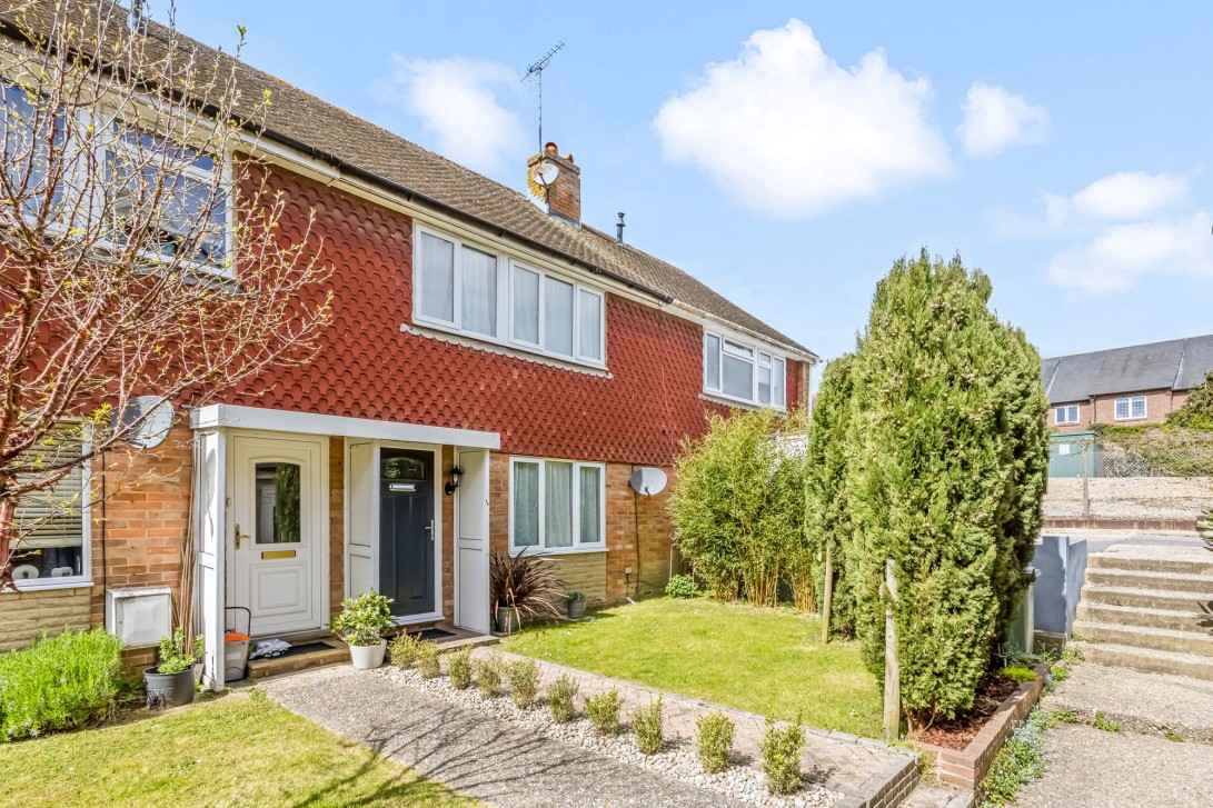 Photo of 19 Breach Close, Steyning