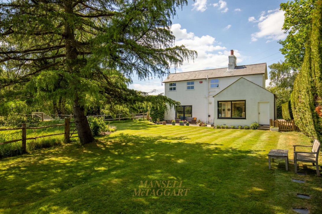 Photo of Keepers Cottage, Turners Hill Road, Crawley