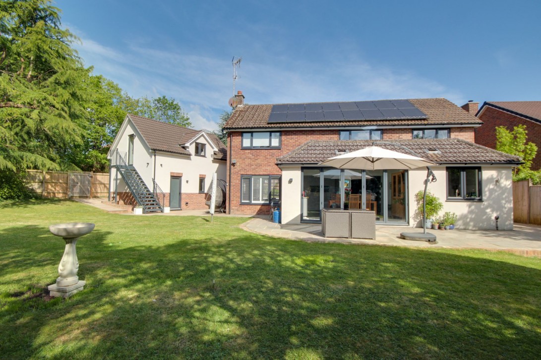 Photo of 108 Penland Road, Haywards Heath