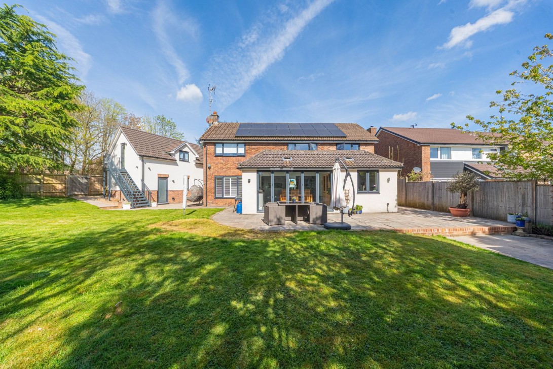Photo of 108 Penland Road, Haywards Heath