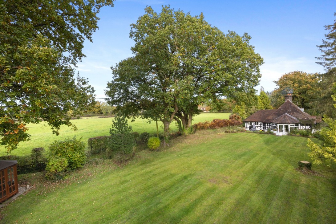 Photo of Saxley Farm Meath Green Lane, Horley