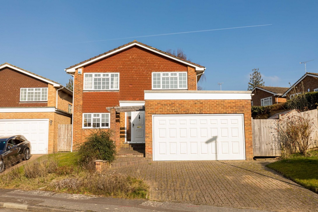 Photo of 2 Pine Way Close, East Grinstead