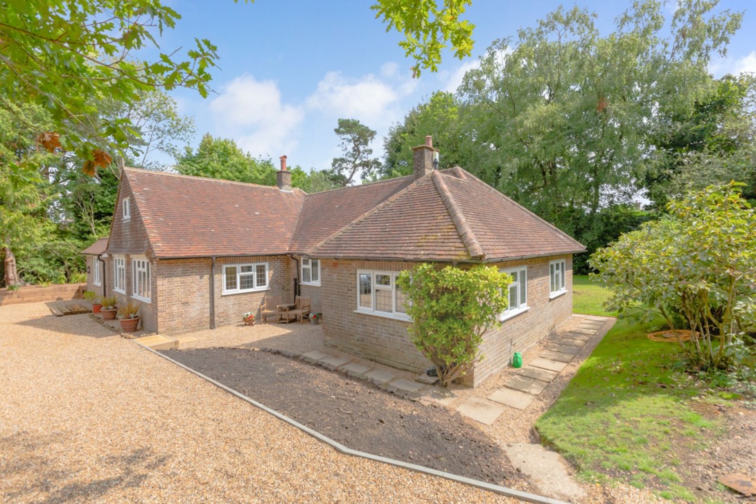 Photo of Pooks Hill Cottage Goldsmiths Avenue, Crowborough