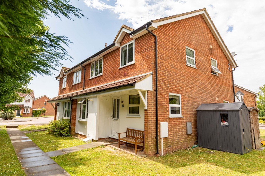 Photo of 24 Staffords Place, Horley