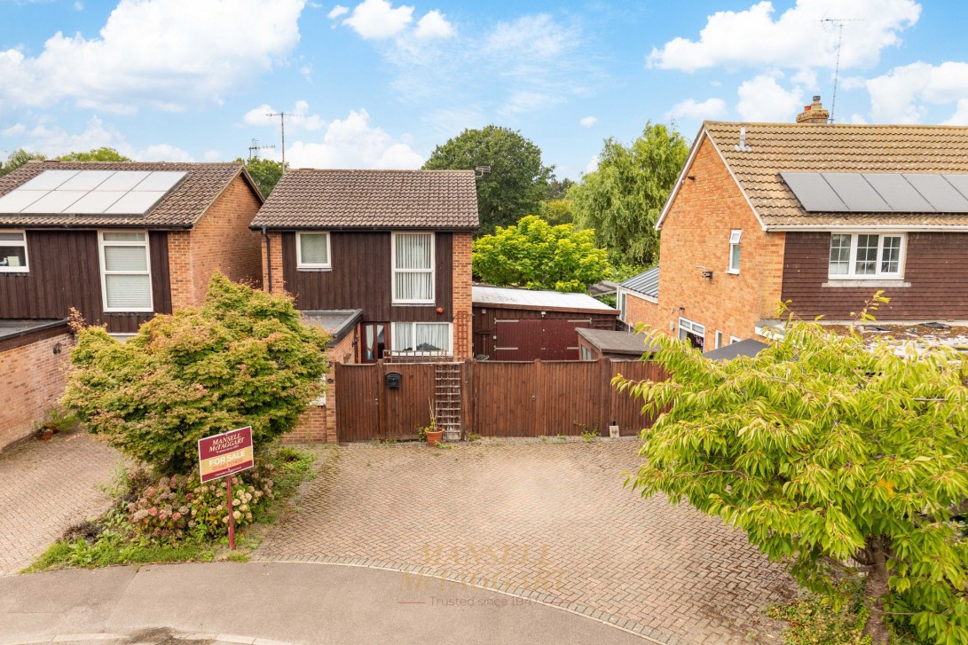 Photo of 40 Kitsmead, Crawley