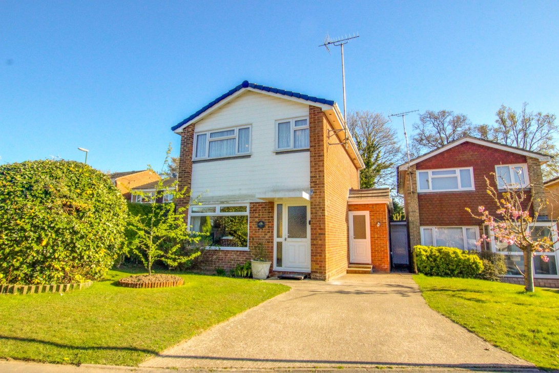 Photo of 64 Beech Hill, Haywards Heath