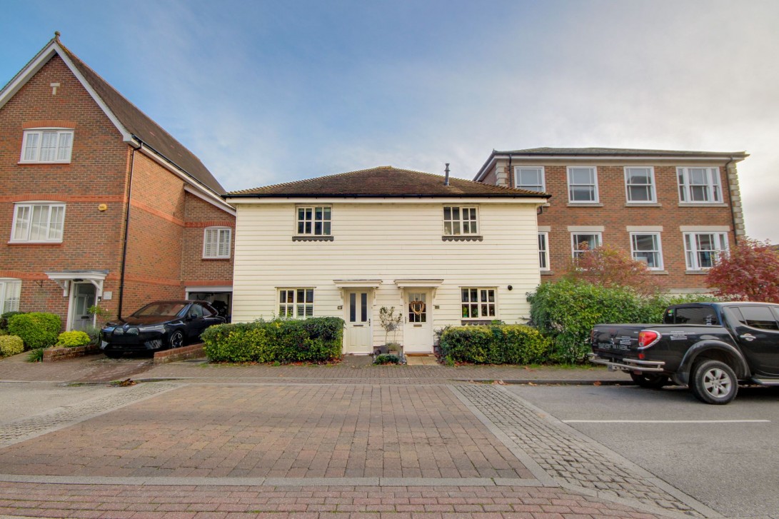 Photo of 80 Updown Hill, Haywards Heath