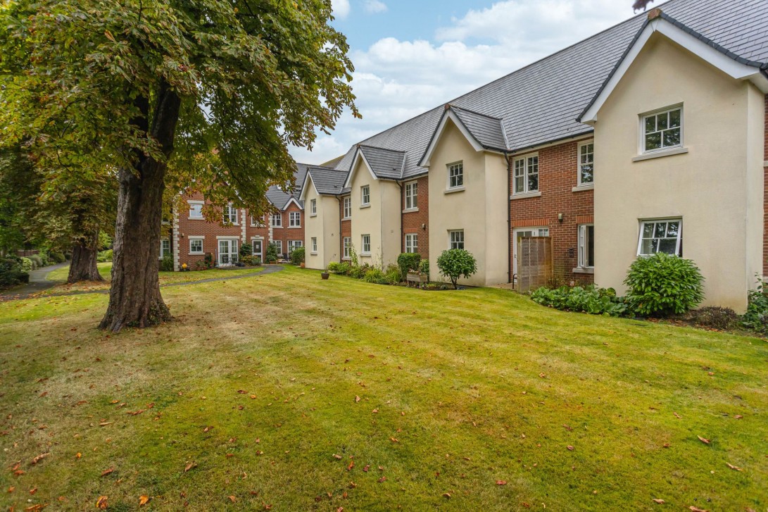 Photo of Flat 38, Horley