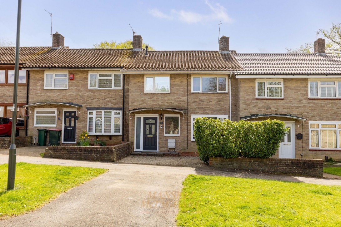 Photo of 17 Paddockhurst Road, Crawley