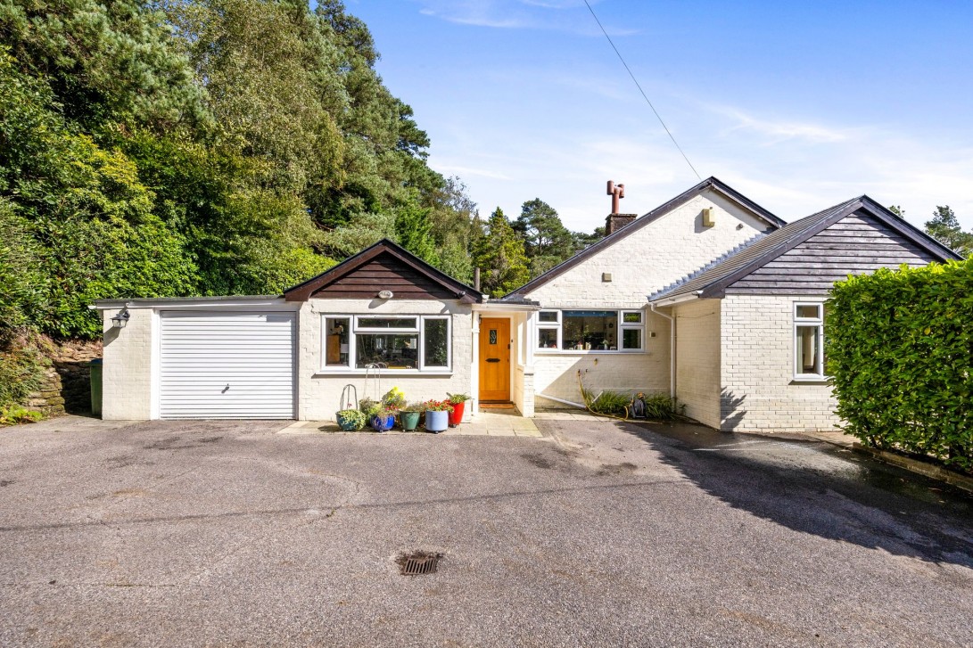Photo of Uphill Cottage Veras Walk, Pulborough
