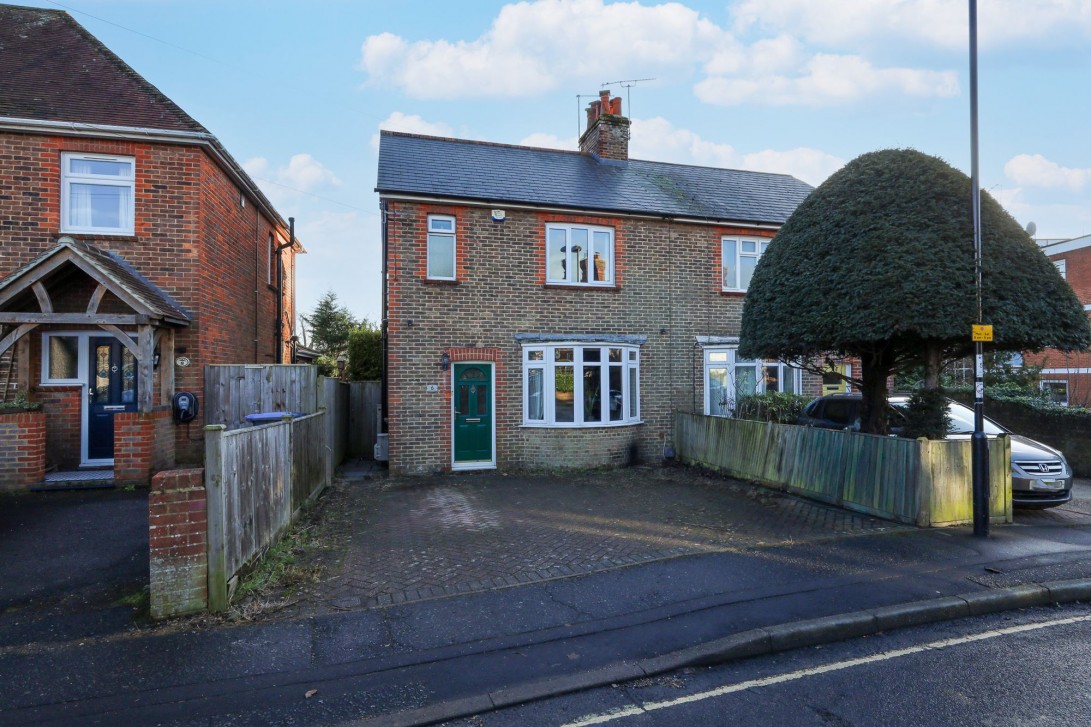 Photo of 6 Crescent Road, Burgess Hill