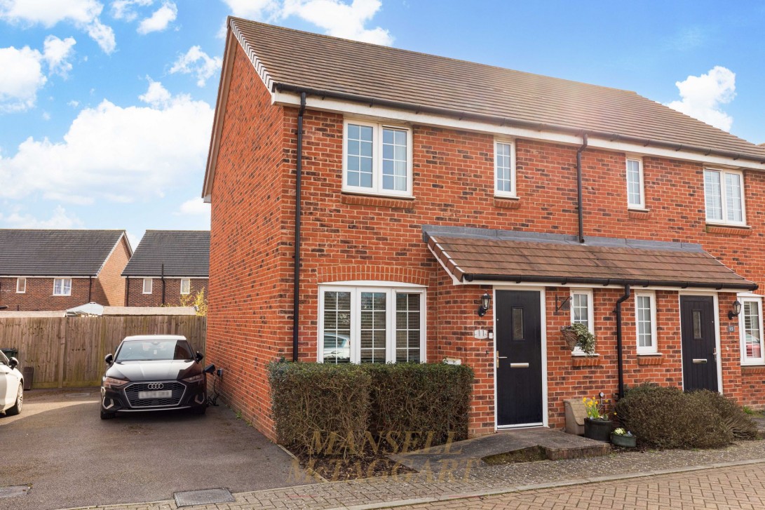 Photo of 11 Robinson Crescent, Crawley