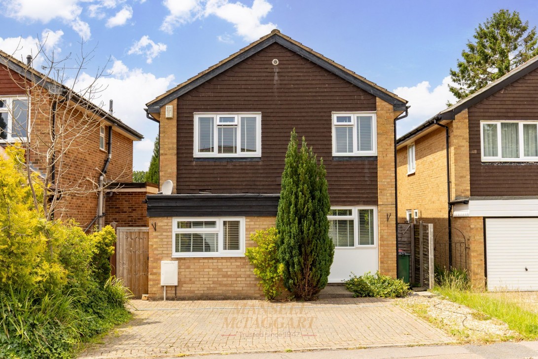 Photo of 4 Payne Close, Crawley
