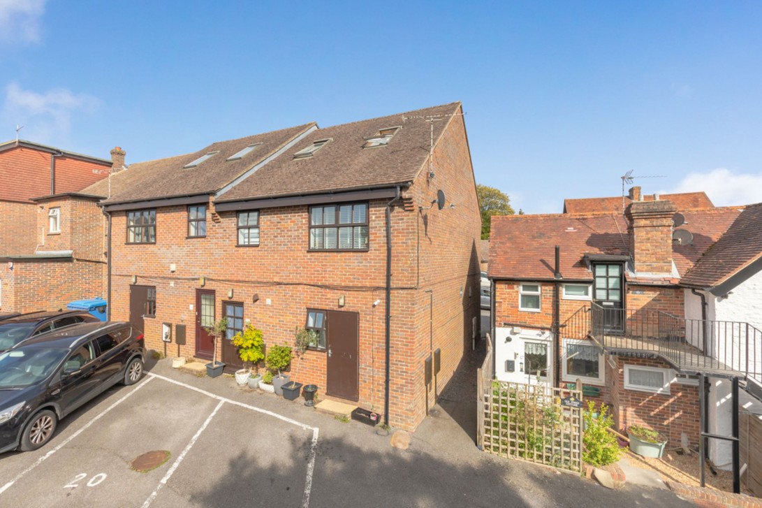 Photo of F1 Mardens Court, London Road, Crowborough