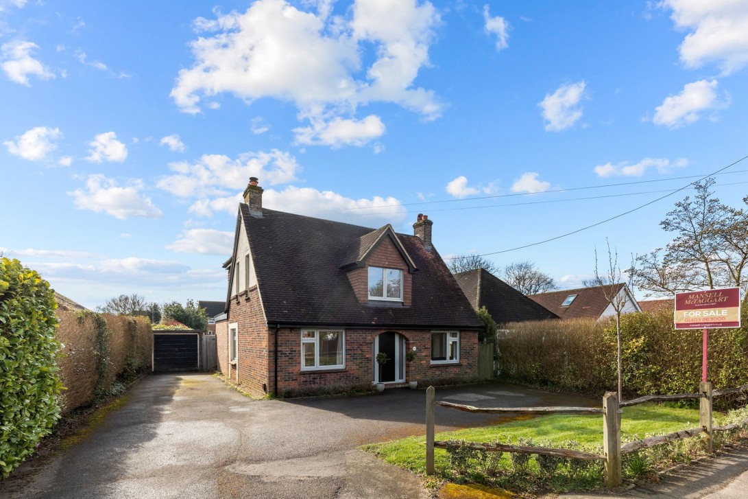Photo of 48 Forest Road, Horsham
