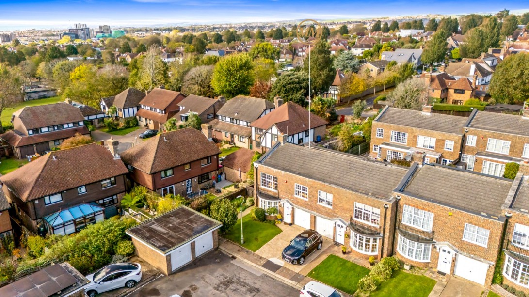 Photo of 5 Kestrel Close, Hove