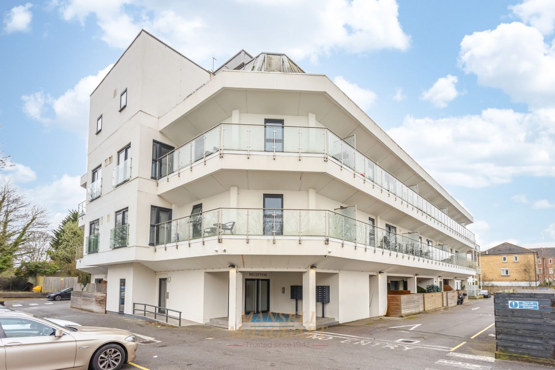 Photo of Flat 22, Crawley