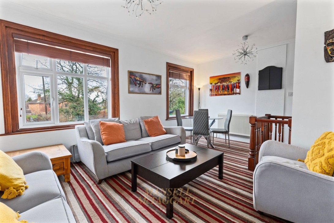 Photo of 44a Brighton Road, Horley