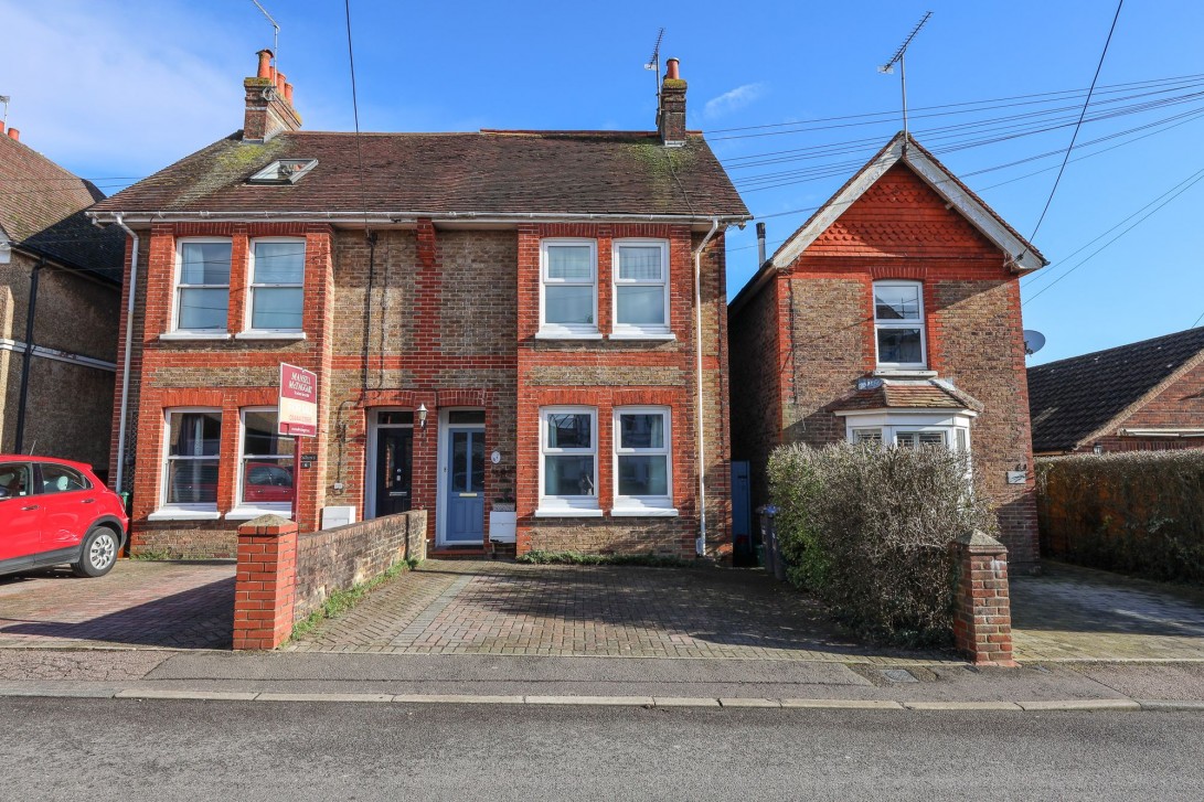 Photo of 4 Fairfield Road, Burgess Hill