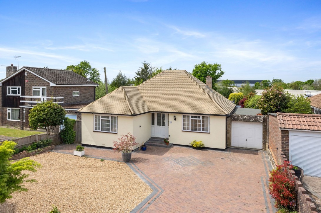 Photo of 55 Tinsley Lane, Crawley