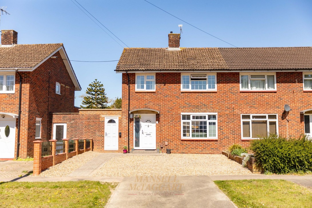 Photo of 46 Maiden Lane, Crawley
